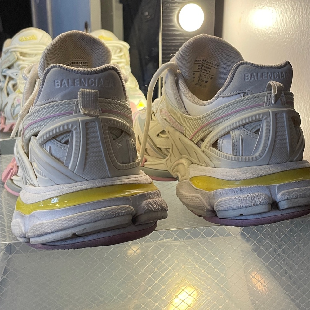 Balenciaga Track Sneakers White and Pink - Picture 3 of 5
